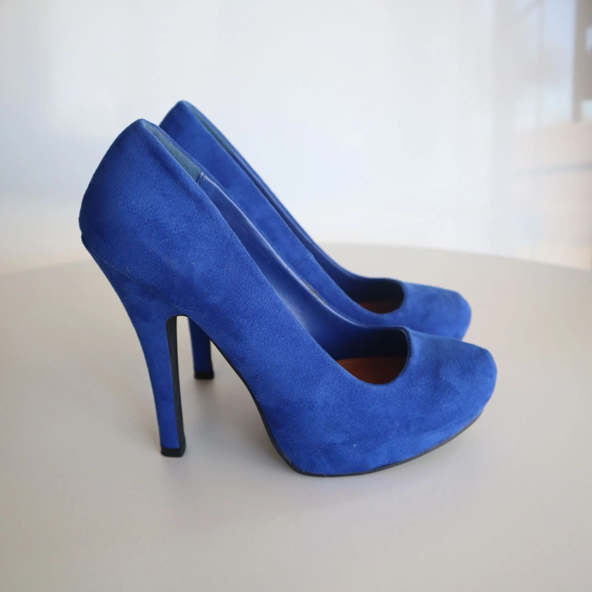 Blue Suede Closed Toe High Heels By Qupid Size 7