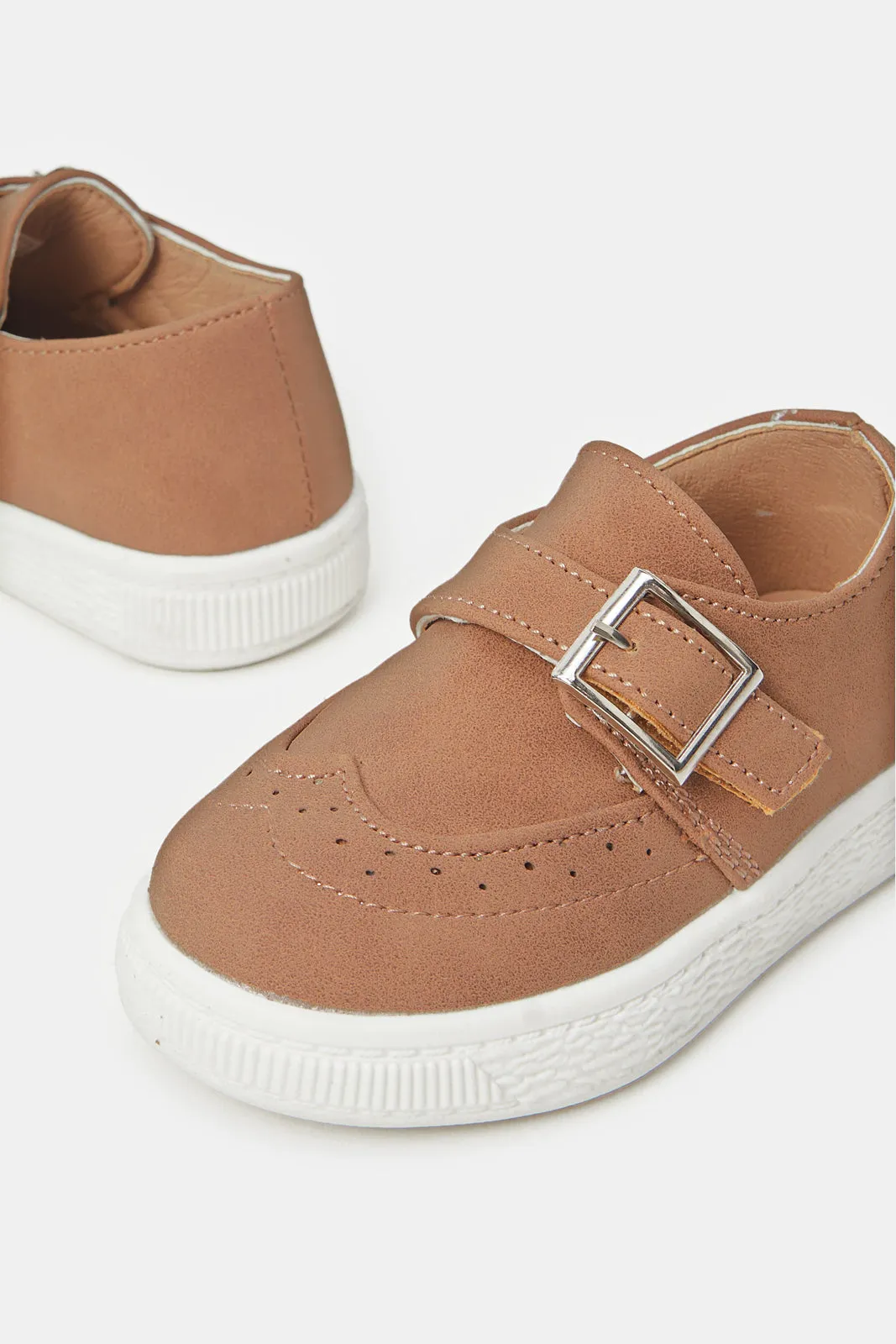 Boys Brown Embellished Sneakers