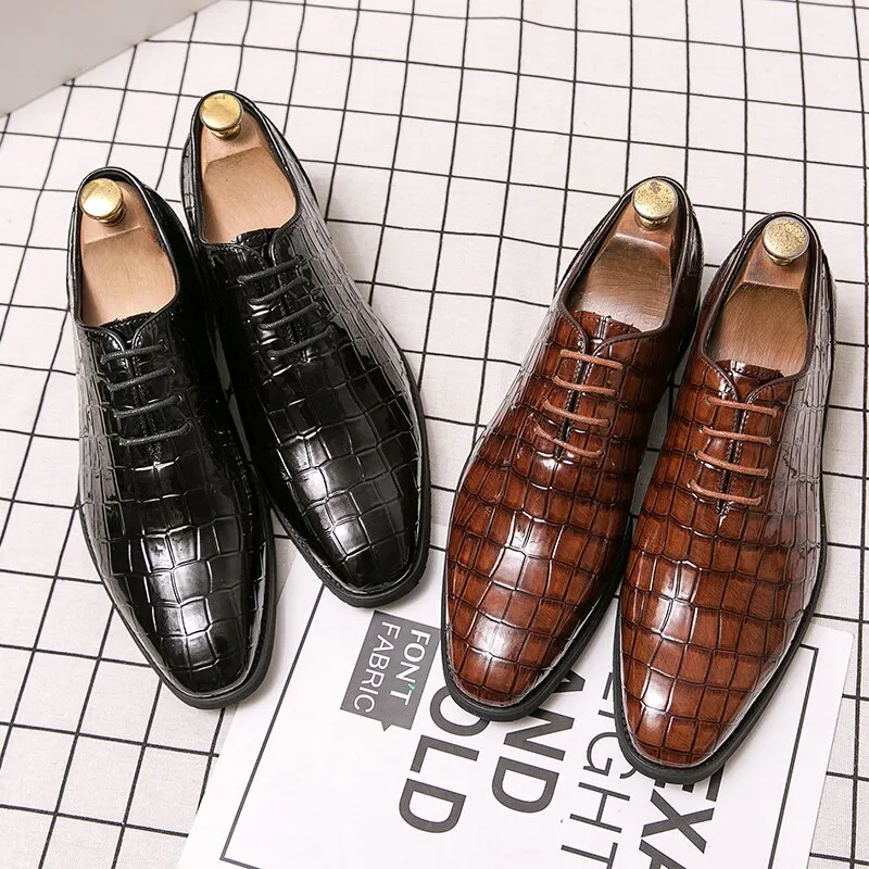 Crocodile Pattern PU Oxfords Shoes