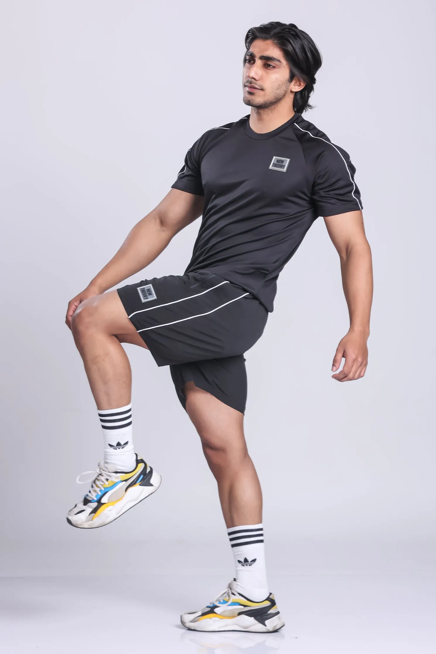 Essential Performance T-shirt & Shorts Set- Black