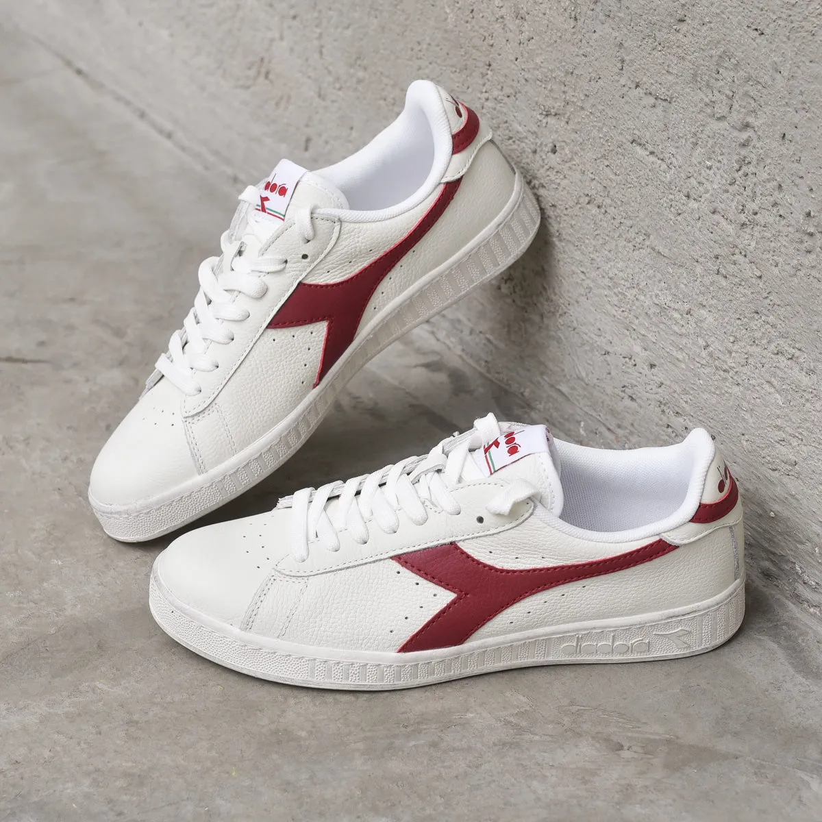 Game L Low Waxed - White/Red Pepper