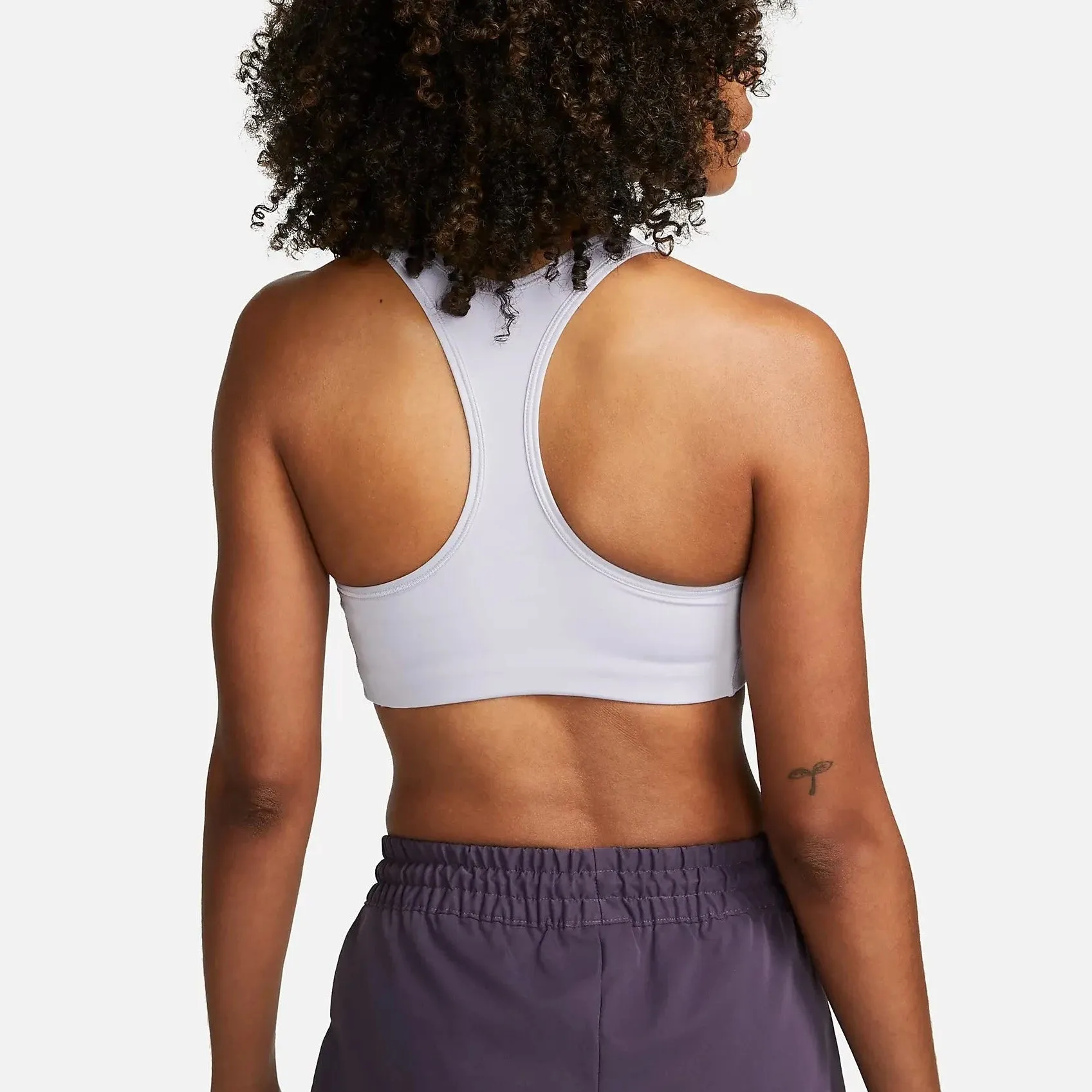 Nike Swoosh Womens Medium-Support 1-Piece Pad Sports Bra