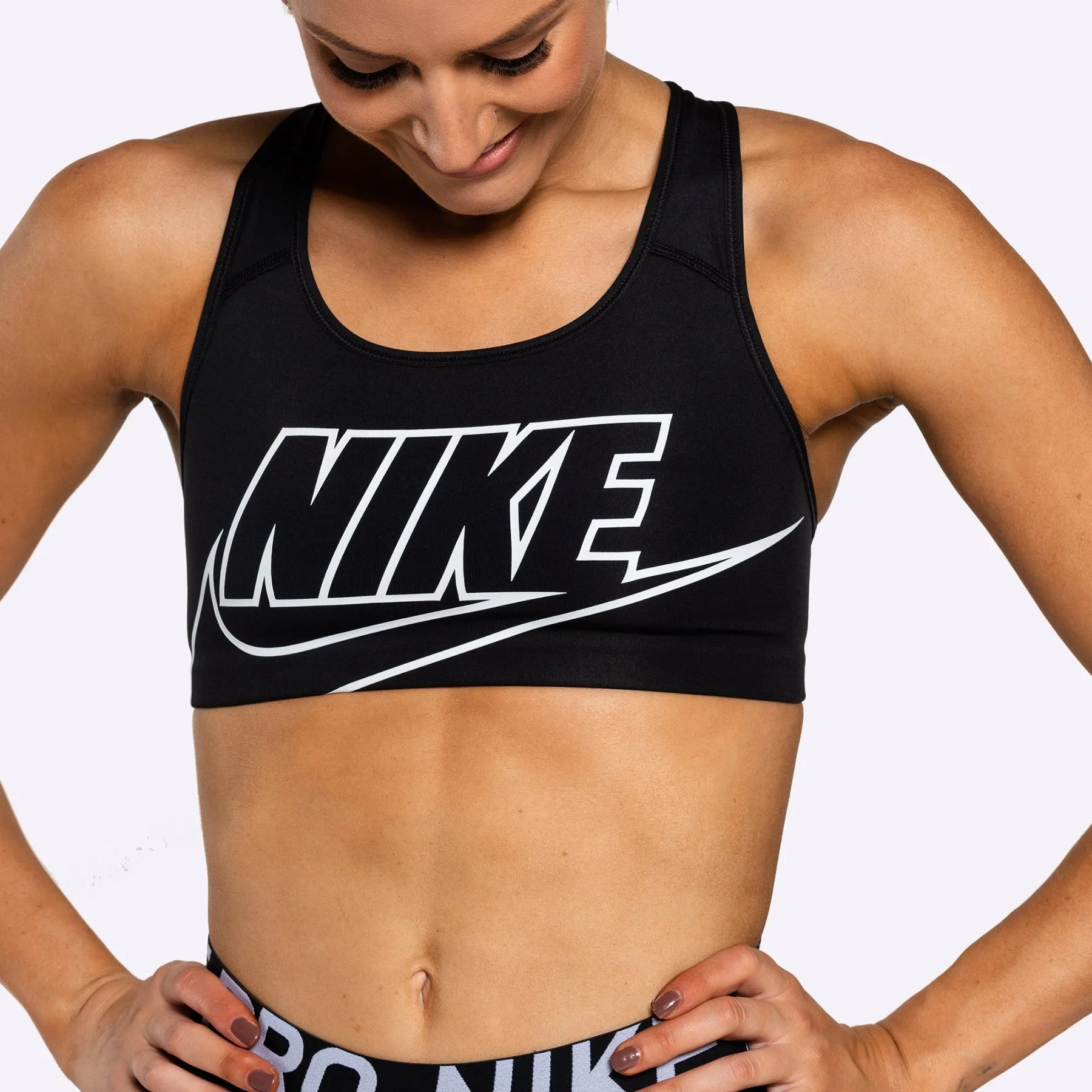 Nike - Women's Medium-Support Sports Bra - Black/White