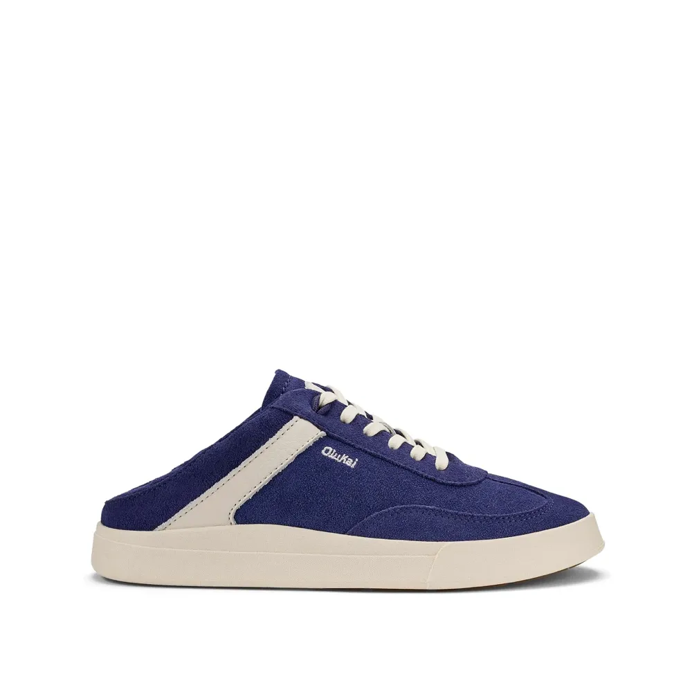 OluKai Women's Hā‘upu Leather Lace Sneaker in Navy/Off White