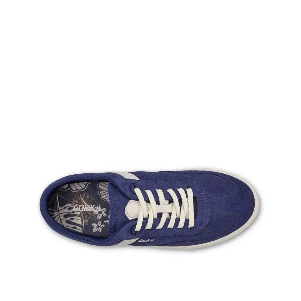 OluKai Women's Hā‘upu Leather Lace Sneaker in Navy/Off White