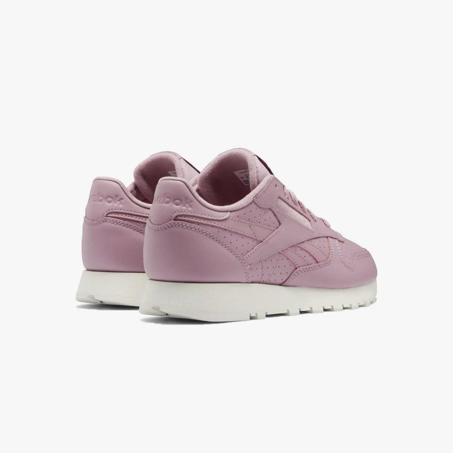 Reebok | WMN'S CLASSIC LEATHER  { INFUSED LILAC / CHALK