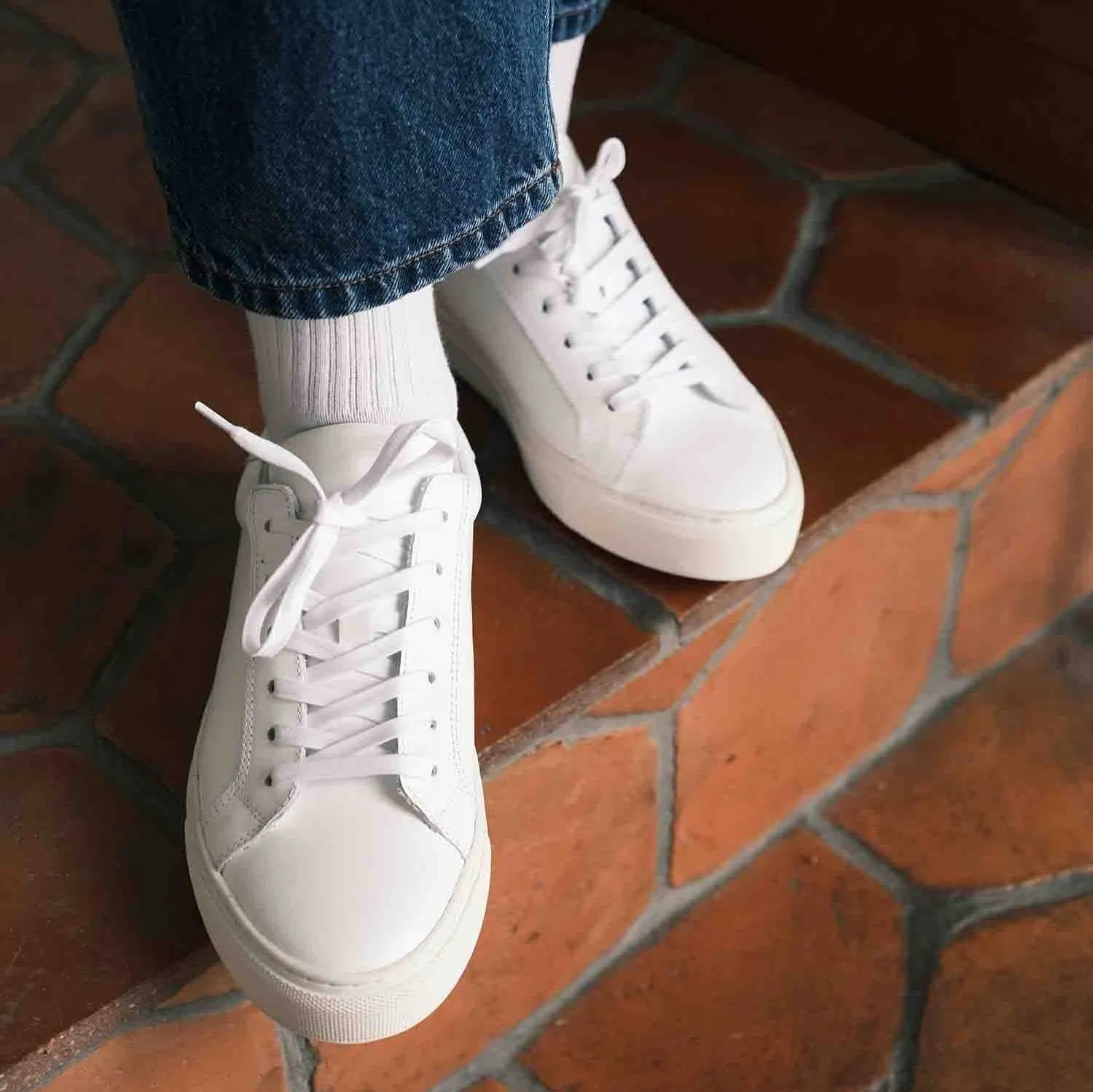 Sneakers normées Skoffier ● Full white