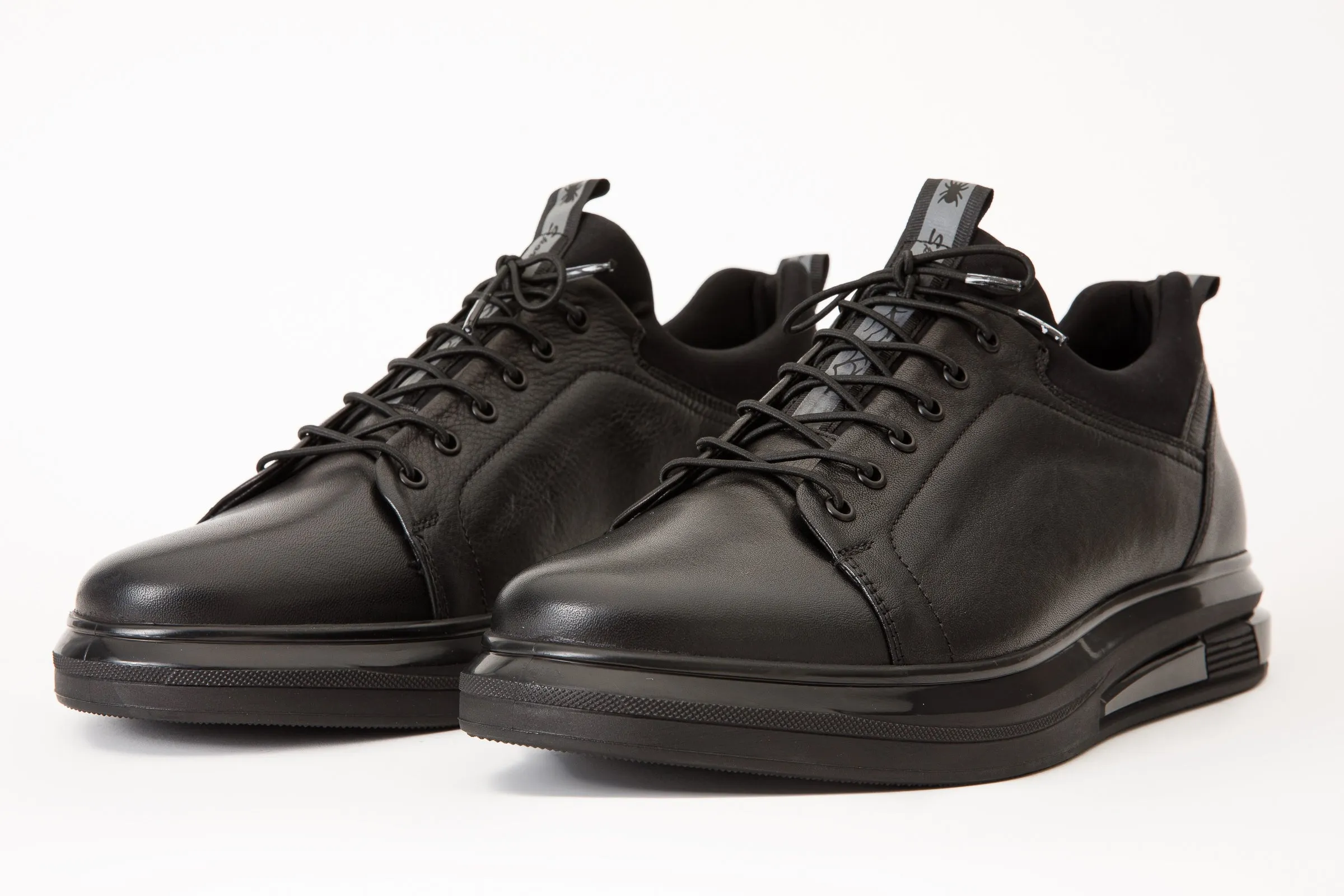 The Vilnius Black Leather Men Sneaker Final Sale!