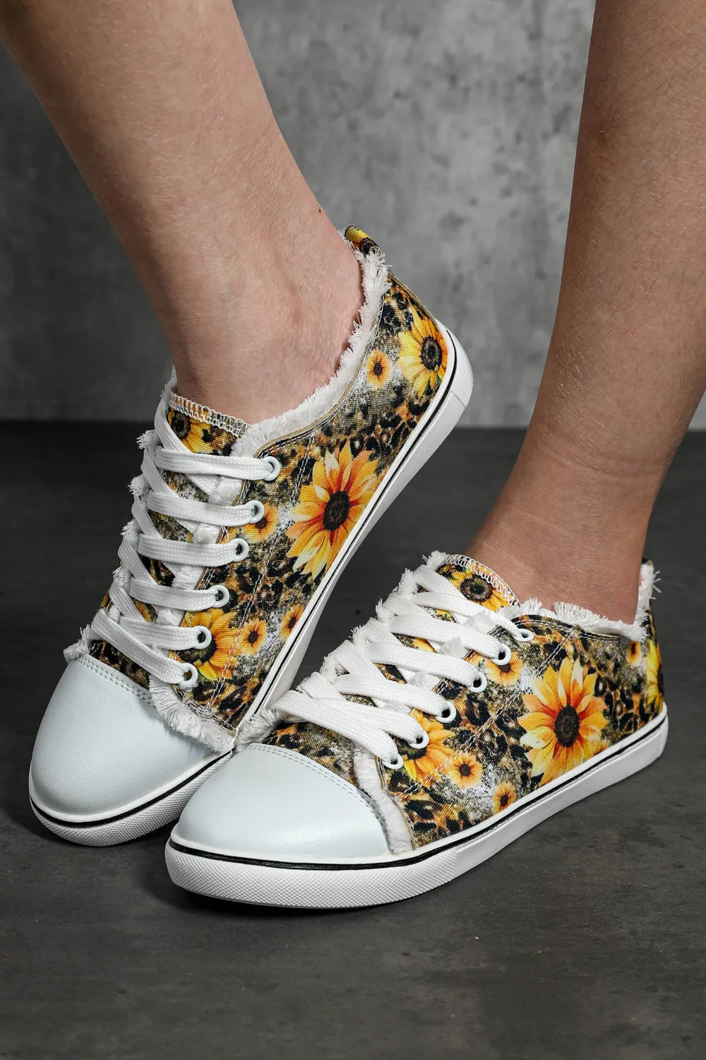 Women's Sunflower Print Slip On Canvas Shoes